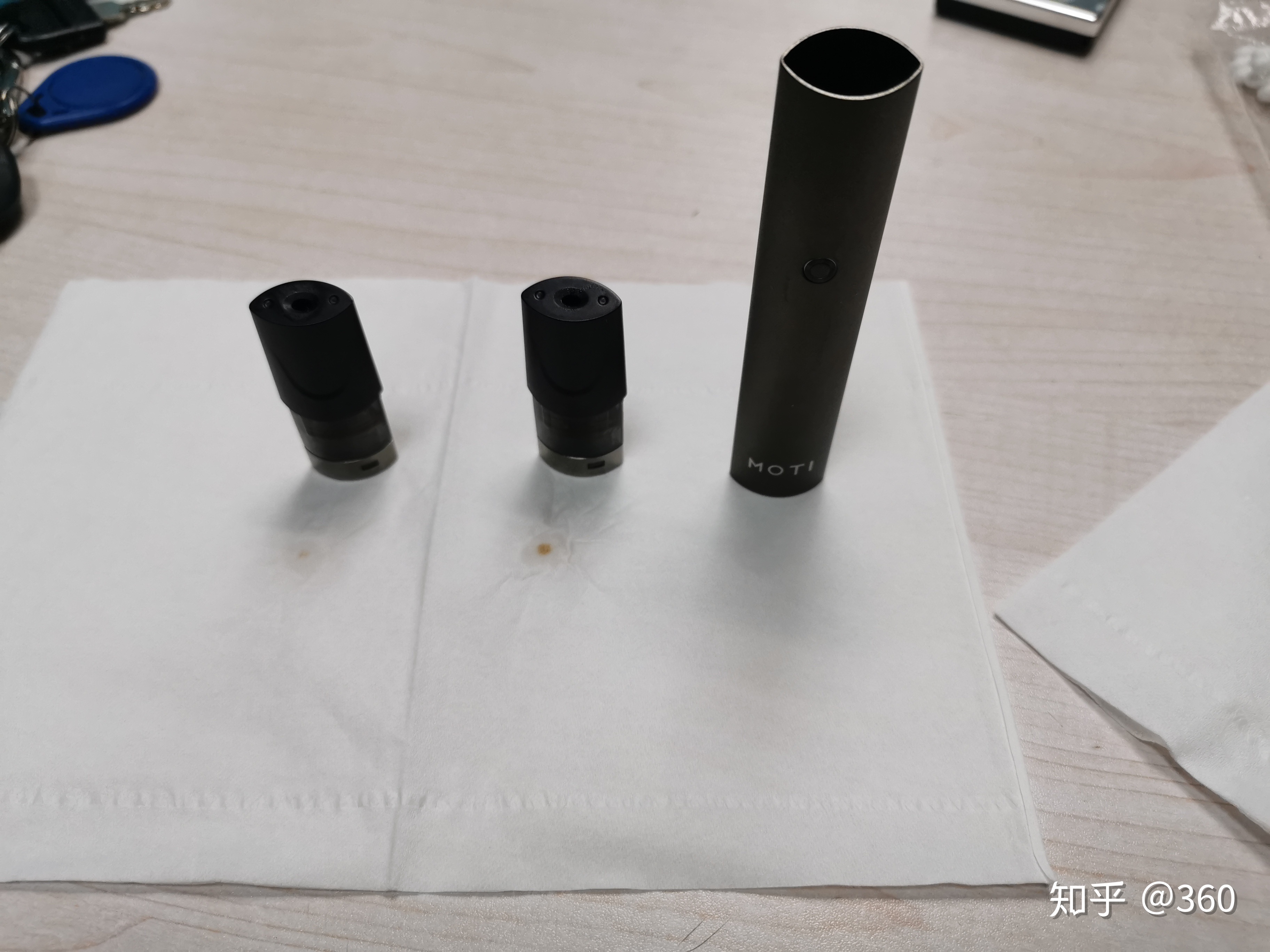 魔笛电子烟灯一闪一闪怎么办(魔笛电子烟灯一闪一闪怎么办视频)-第1张图片-番响电子烟