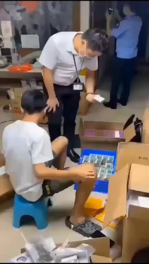 relx悦刻怎么鉴别真假,悦刻电子烟真假对比