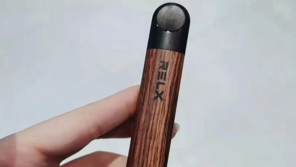 烟油的奇妙世界：悦刻引领下的探索