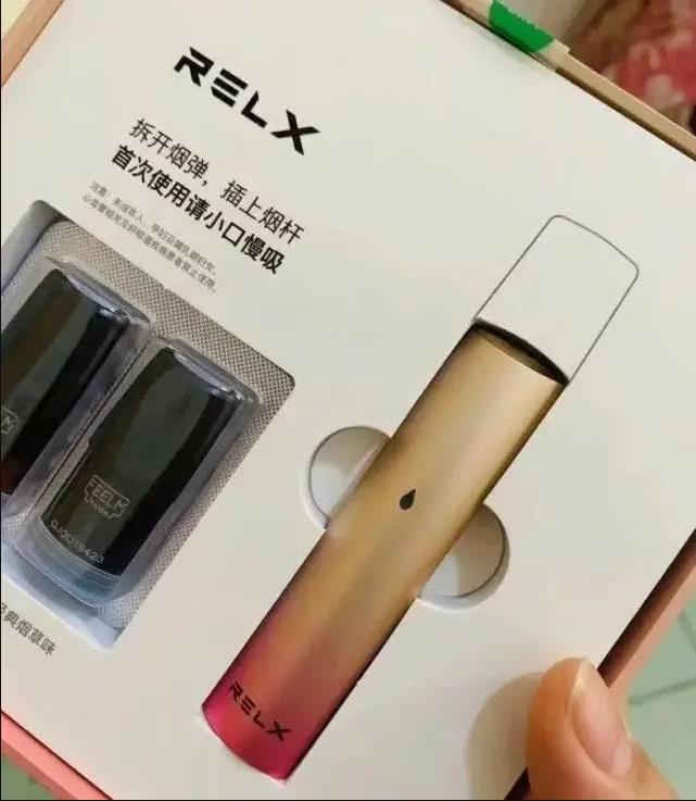  内幕！wdg奶茶杯线下有卖的嘛“春天渐近”