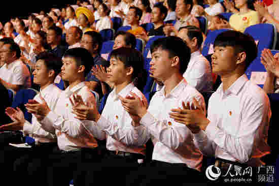 廣西:紅色傳奇激發青春正能量