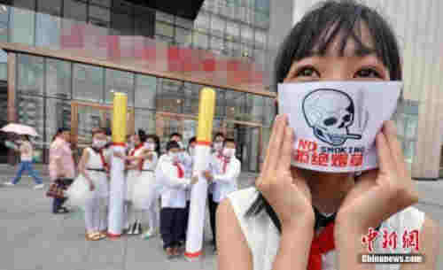 爭議中的電子煙：真的沒有危害？真能幫助戒煙？