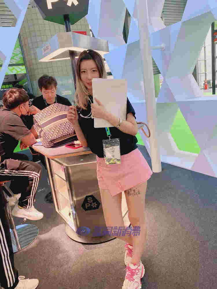 上海展探展雪加:雪加全新品牌形象亮相 独立吧台提升参展体验