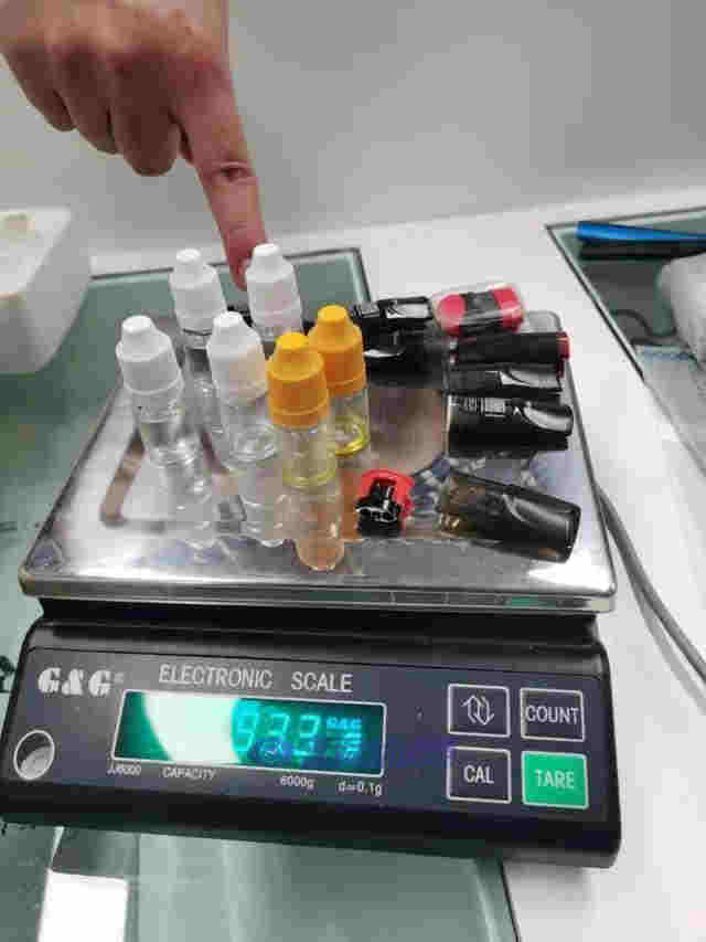 为防止“大麻”等上头电子烟危害未成年人，警方建议严控快递邮寄 